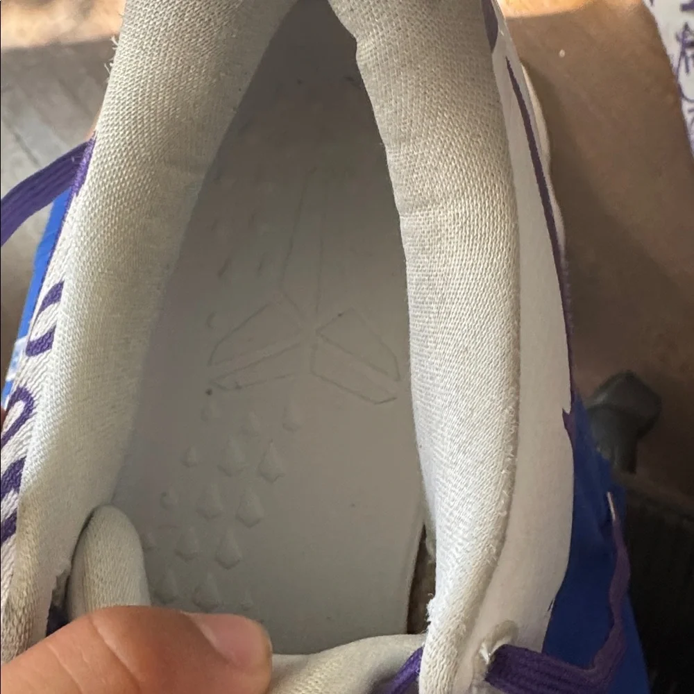 Kobe 8s Worn a couple times still in good shape - Picture 6 of 6